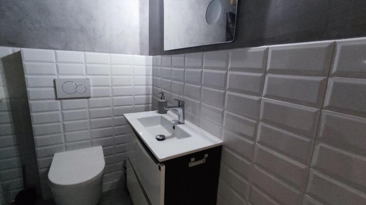 01 Sra Da Rocha Com Piscina E Ac - Casas & Papeis Apartment อาร์มาซอง เด เปรา ภายนอก รูปภาพ